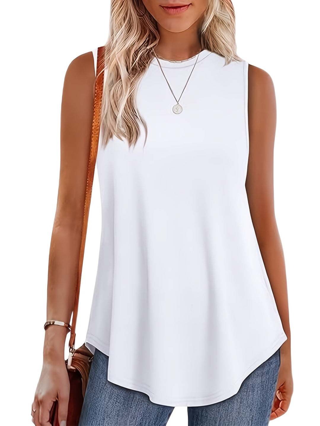 Isabella™ | Elegant Sleeveless Top