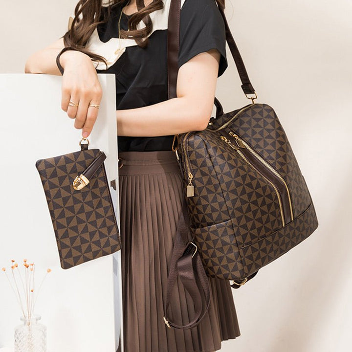 Levy | Timeless Spacious Shoulder Bag