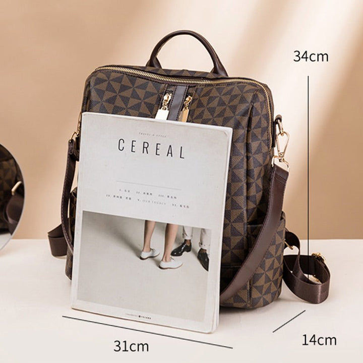 Levy | Timeless Spacious Shoulder Bag